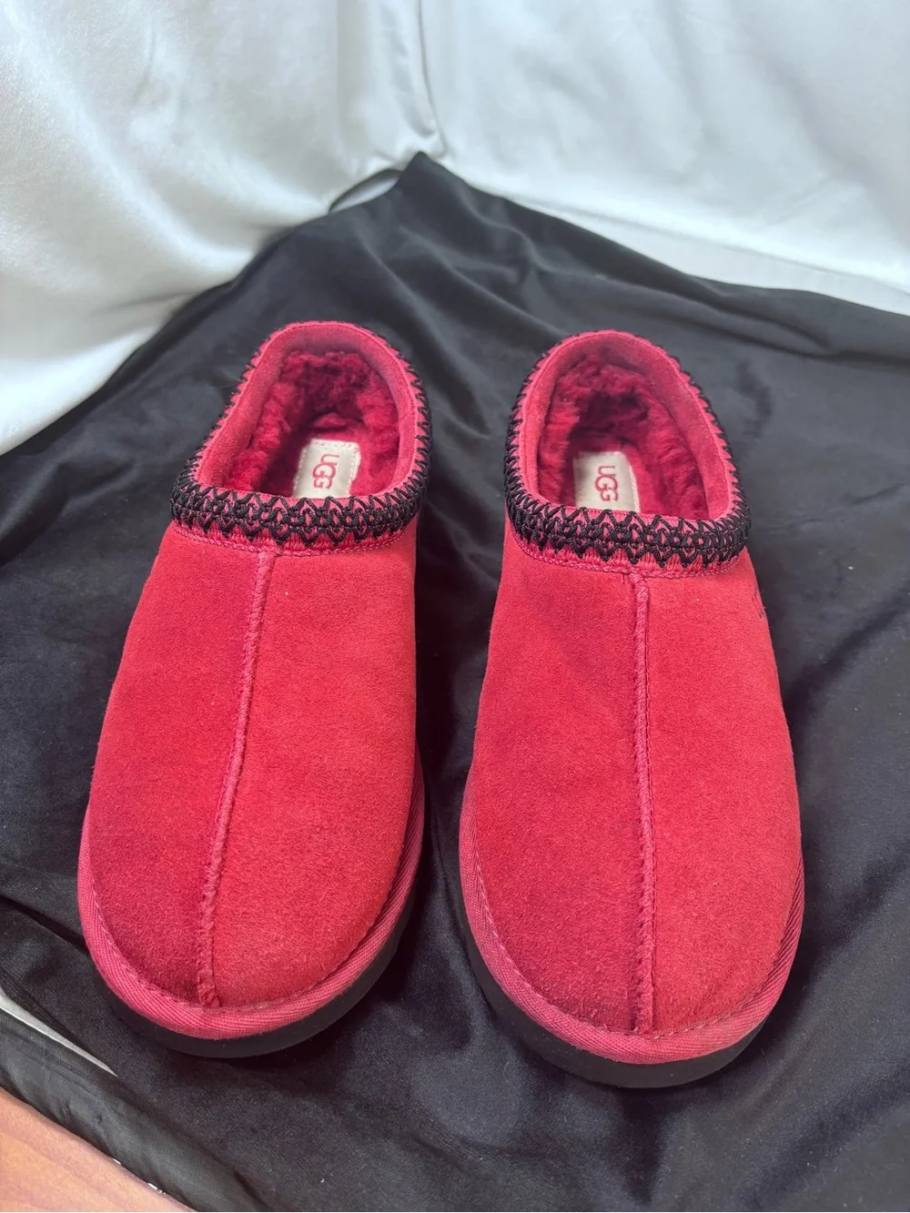 UGG Tasman Samba Red Men’s Size 10